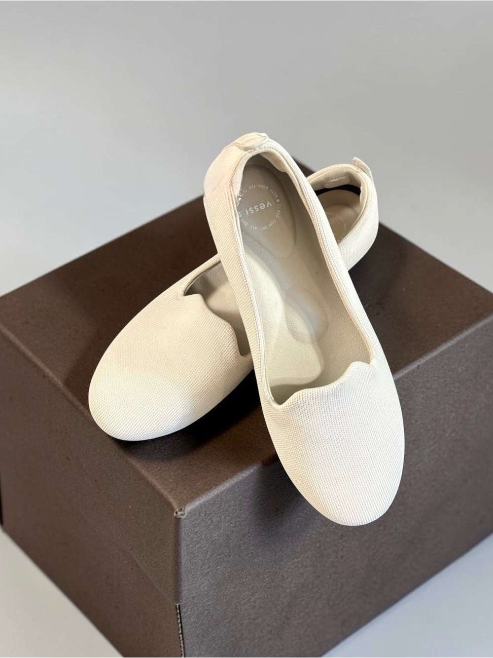 Vessi Slip On Flats, SZ 9.5W